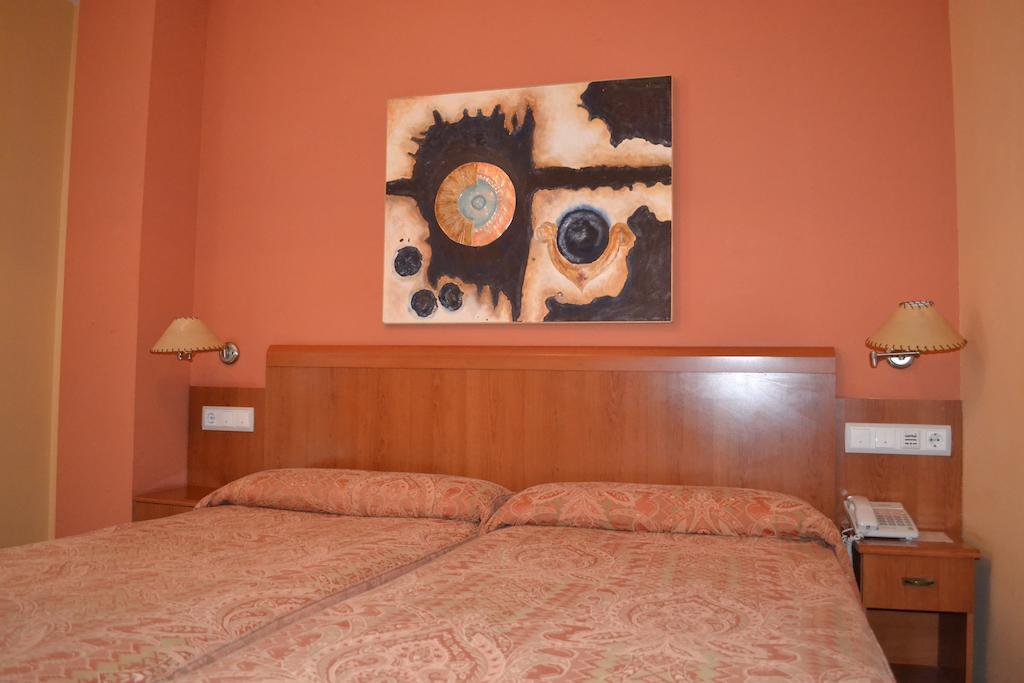 Hostal Quevedo León Szoba fotó